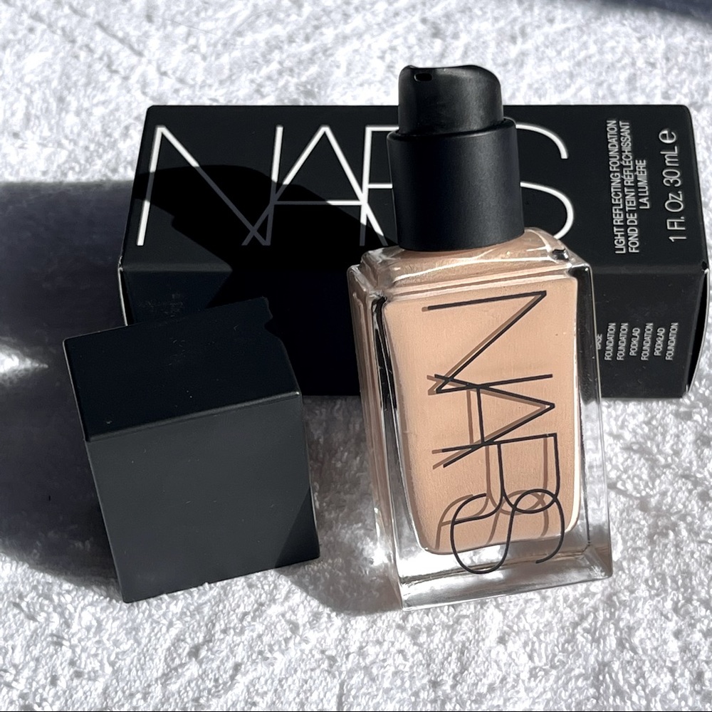 NARS Light Reflecting Foundation - Yukon - L2.5